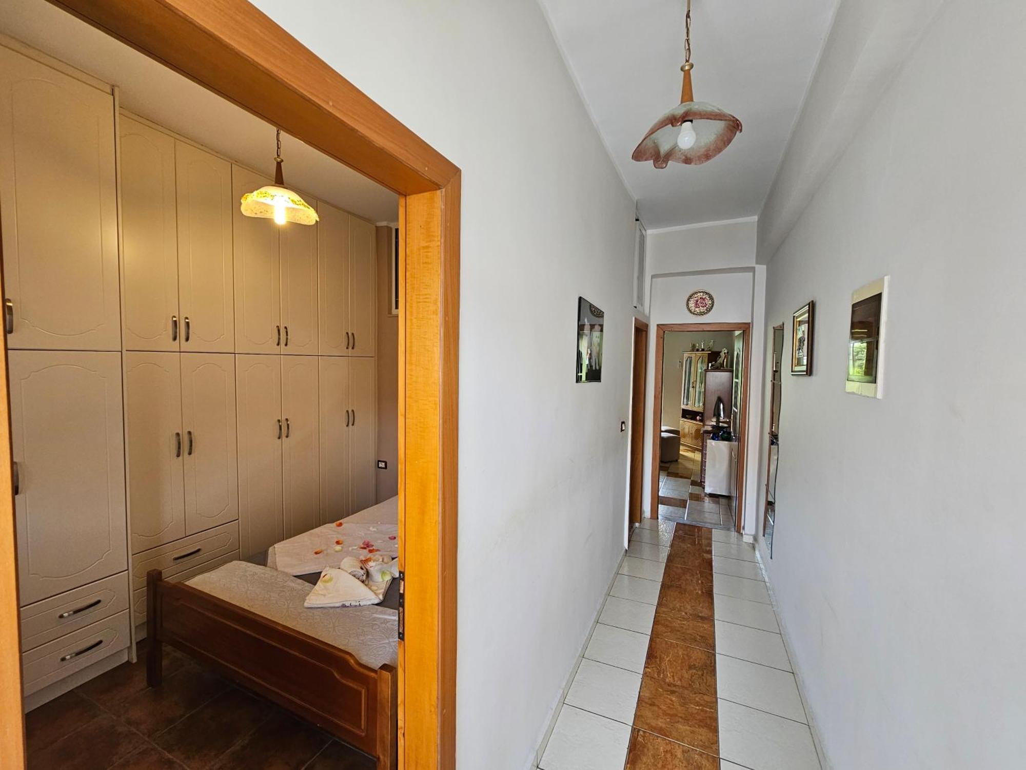 Apartament Leko Sarandë エクステリア 写真